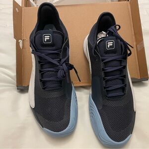 Men!s Brand New Fila Tennis or Pickle Ball shoes, 8.5, white, navy, light blue